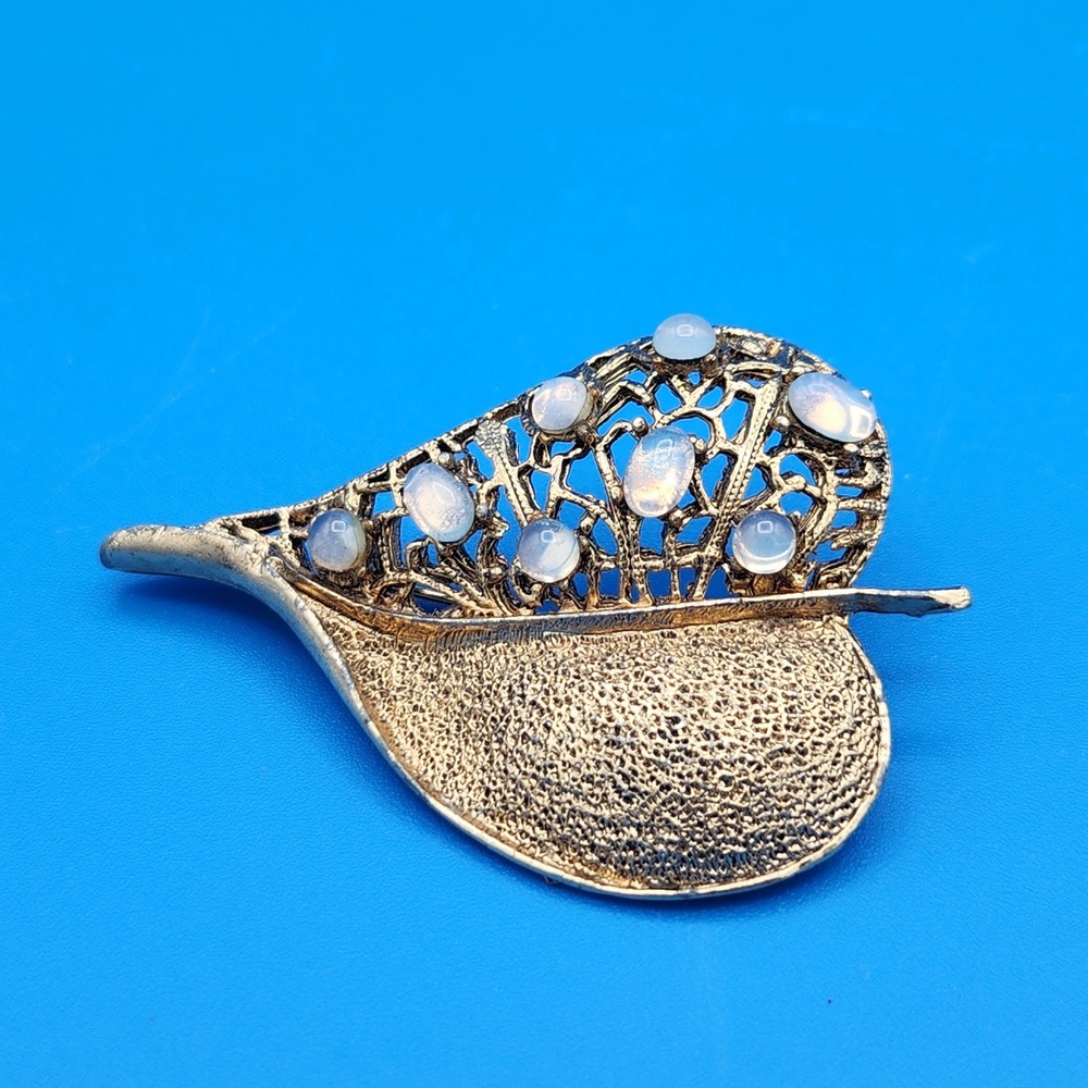 Vintage Gold Tone Leaf Brooch Faux Opal Cabochon Filigree Textured Pin